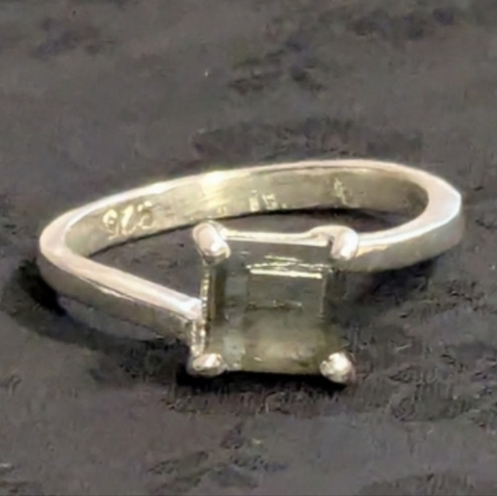 Amazing Genuine Solid 925 Sterling Silver Labordorite Ring Size 7 - Picture 5 of 8